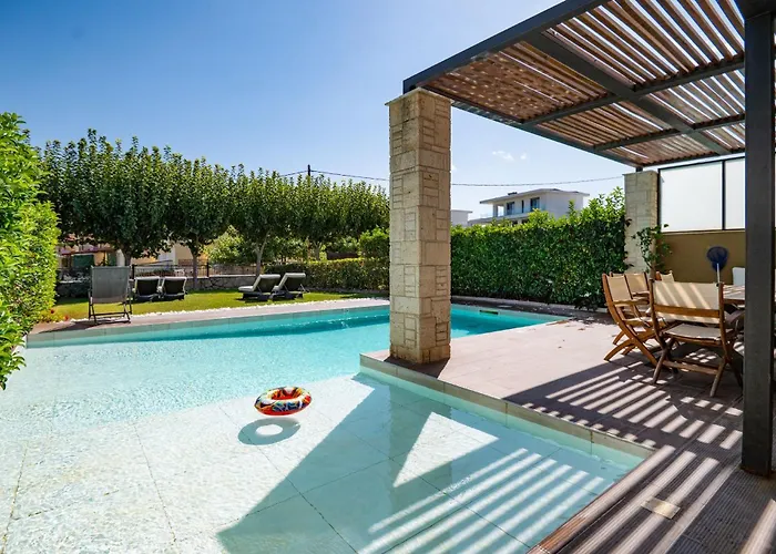 Sunny Exclusive Dio Hanioti